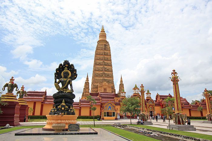  ชมความงามวัดมหาธาตุวชิรมงคล